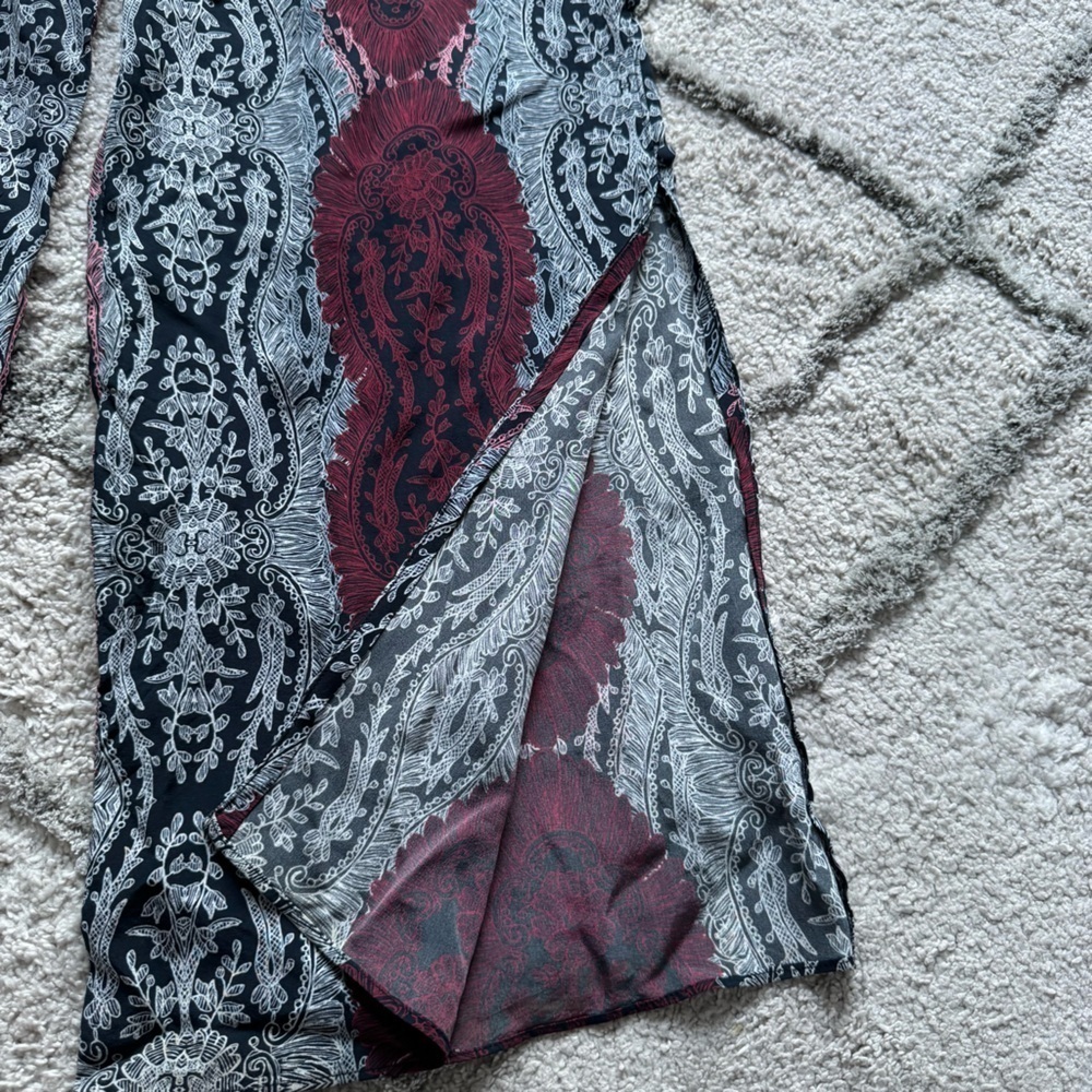 Intermix pull on wide leg Pants 100% Silk Black White Red Cut Out Sides small - Picture 4 of 10